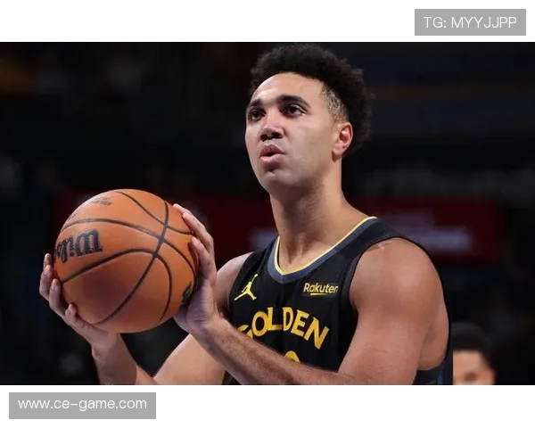 战术解读戴维斯最佳位置内线核心还是四号位更合适引热议