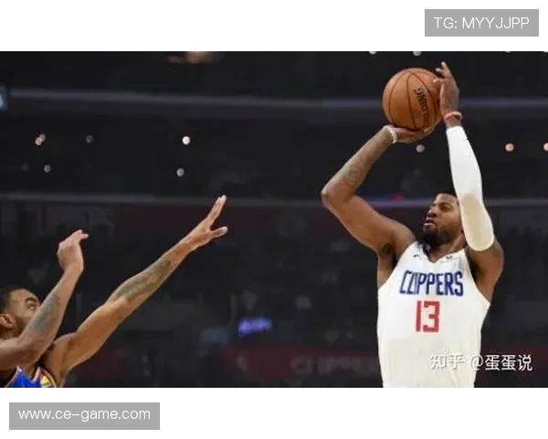 阿伦季后赛火力全开，三分雨洗礼对手防线